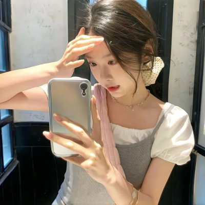裙底春
